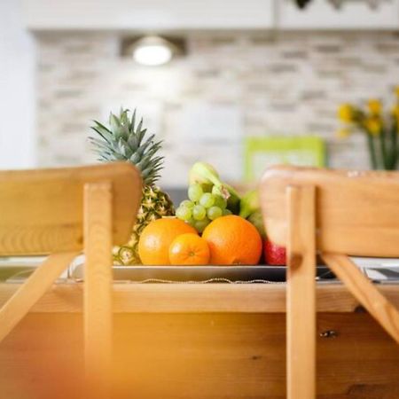 Contemporary Trumpington Apartment With Self Check-In ,Free On-Site Parking, Terrace, Super Fast Wifi & 5 Mins Drive To Papworth & Addenbrookes Hospitals 캠브리지 외부 사진